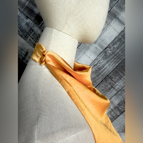 * SELFIE LESLIE AMALFI SUNSET COWL HALTERNECK MAXI DRESS SUN - Picture 12 of 15